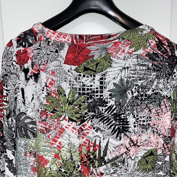 Vintage Northern Reflections Leaf Theme Top - Picture 5 of 8